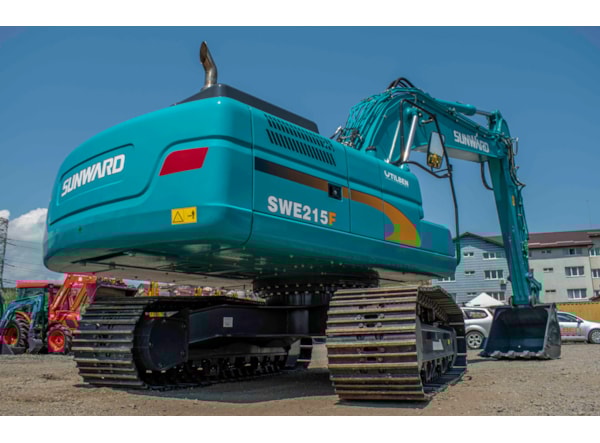 Excavator senile SUNWARD SWE 215F -  Sistem automat de gresare - Garantie 3 ani! de vanzare